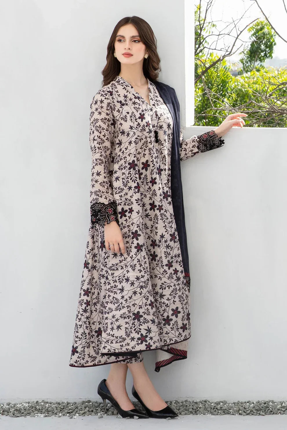 BAROQUE- 3PC KARANDI PRINTED SHIRT WITH KARANDI PRINTED DUAPTTA AND TROUSER -BAROQUE-1003