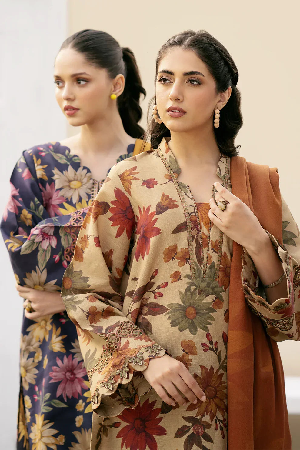 BAROQUE- 3PC KARANDI PRINTED SHIRT WITH KARANDI PRINTED DUAPTTA AND TROUSER -BAROQUE-1005