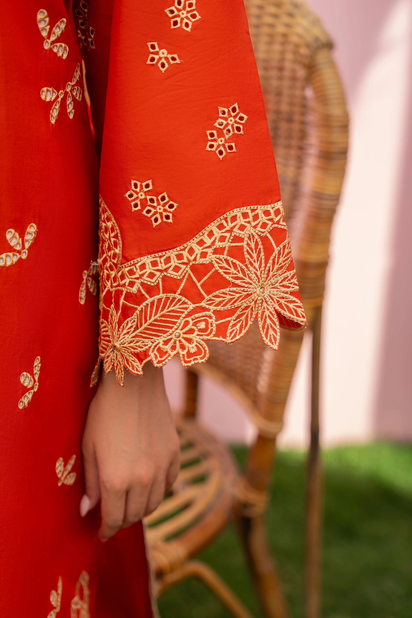 MIRAKHI - 3PC LAWN EMBROIDERED SHIRT WITH CHIFFON PRINTED DUPATTA AND TROUSER -WAC-M13