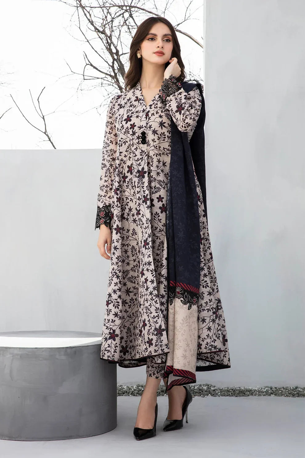 BAROQUE- 3PC KARANDI PRINTED SHIRT WITH KARANDI PRINTED DUAPTTA AND TROUSER -BAROQUE-1003